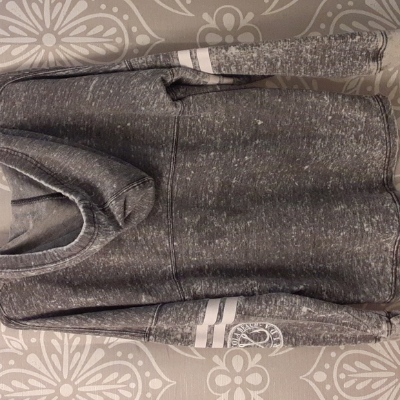 Womens Top - Picture 4 of 6